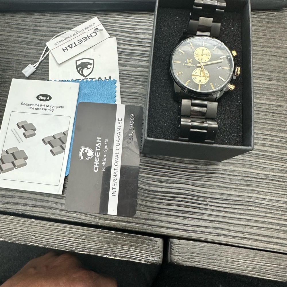 Cheetah Fashion Mens Watches with Stainless Steel Waterproof Chronograph Quartz